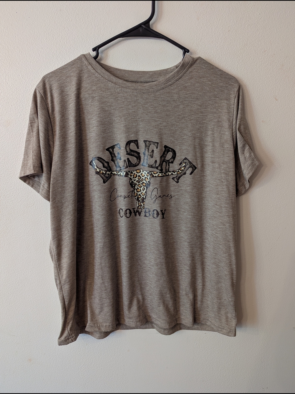 Desert Cowboy Graphic Tee - Light Gray with Leopard Accent XL